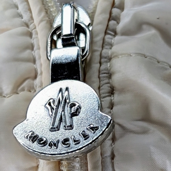 MONCLER NANCY HOODED PEPLUM GIRLS JACKET - Picture 5 of 6